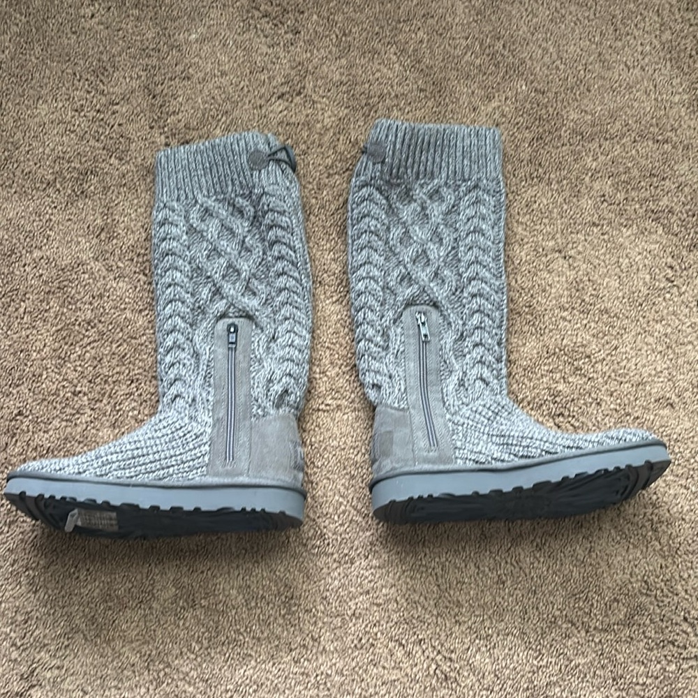 UGG Women's Classic Cardi Cabled Knit Tall Boots - Size 7